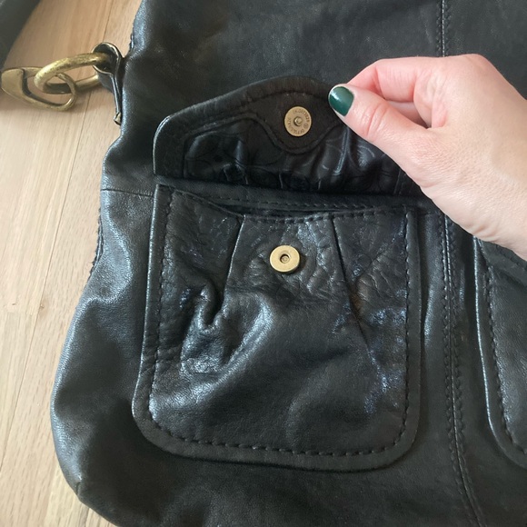 Fossil Leather Crossbody Purse - Picture 2 of 7